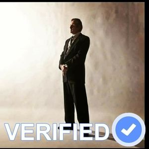 Meet your Posher, Gino